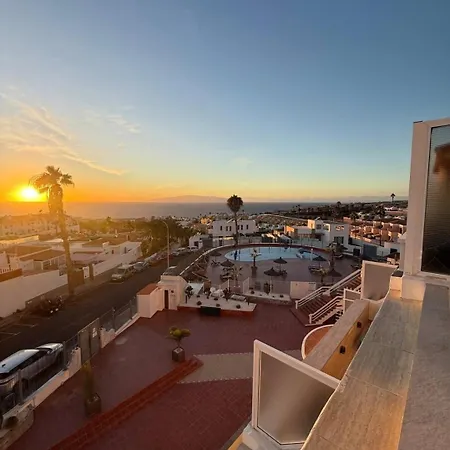 Sea View Modern With Terrace Appartamento *
