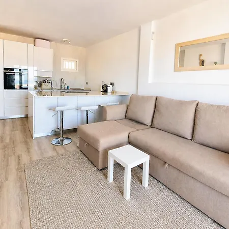 Sea View Modern With Terrace Апартаменти