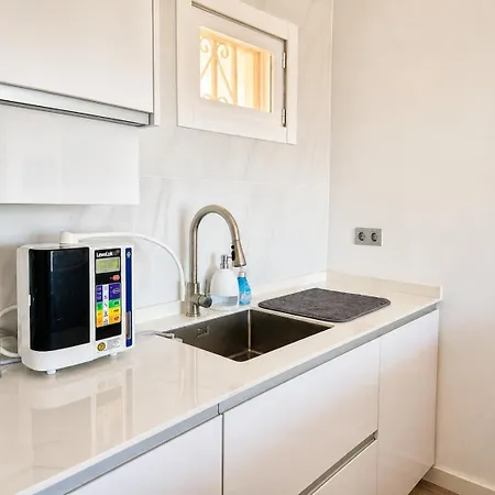 Appartamento Sea View Modern With Terrace
